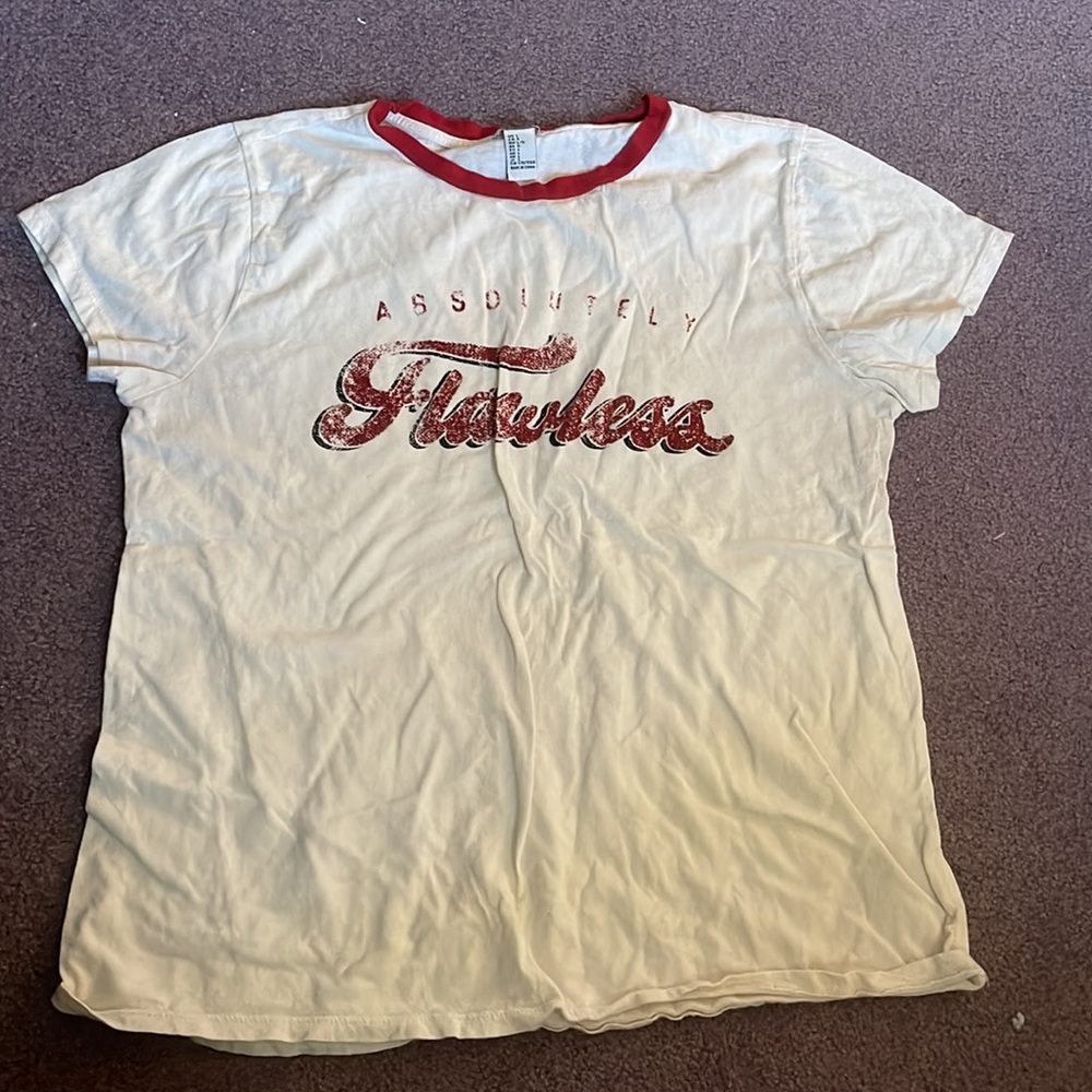 Forever 21 “absolutely fabulous” t-shirt